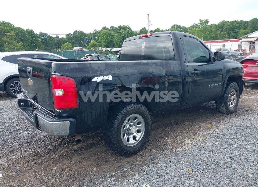 Photo 4 of 2007 Chevrolet Silverado 1500 WORK TRUCK (VIN 1GCEK14CX7Z546272)