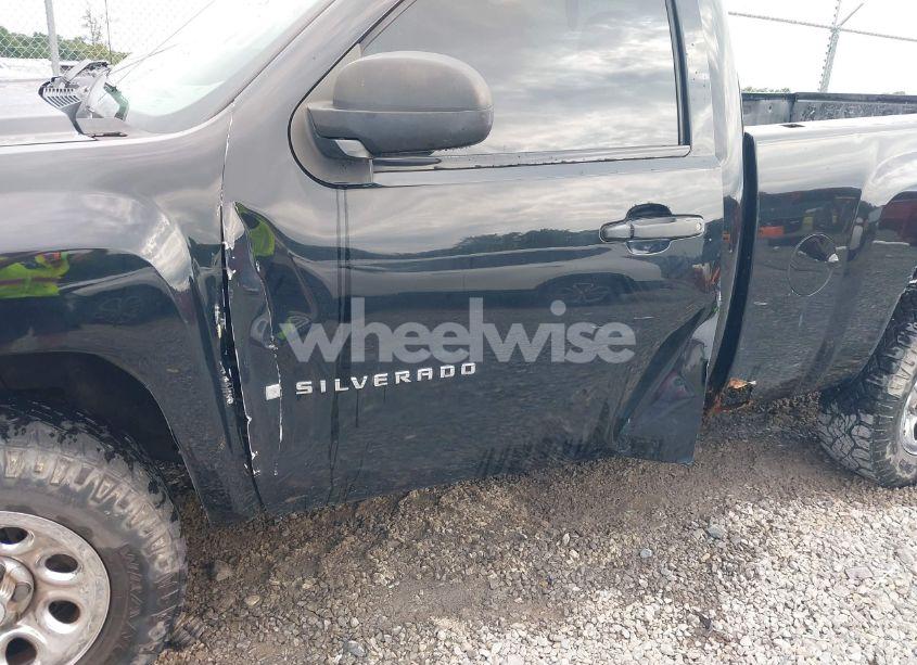 Photo 6 of 2007 Chevrolet Silverado 1500 WORK TRUCK (VIN 1GCEK14CX7Z546272)