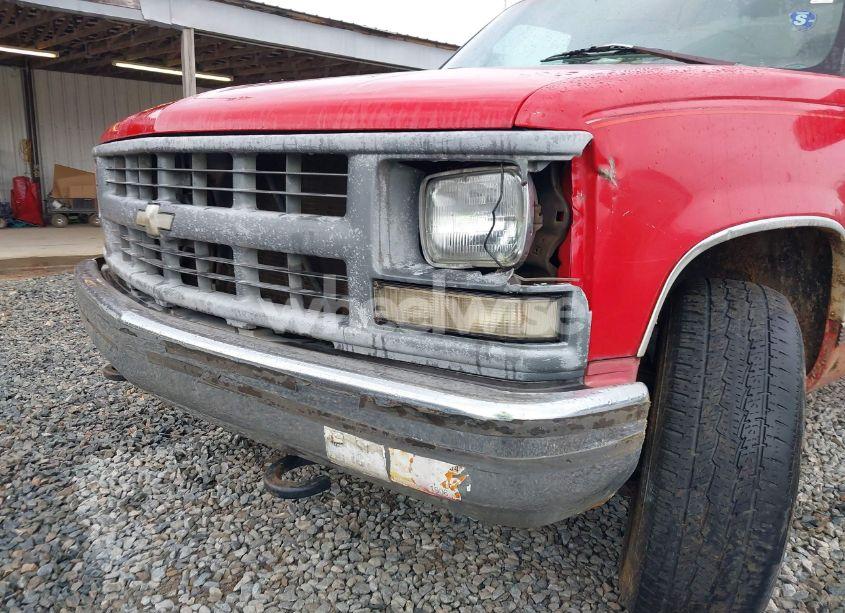 Photo 6 of 1995 Chevrolet Gmt-400 K1500 (VIN 1GCEK14H2SZ122802)