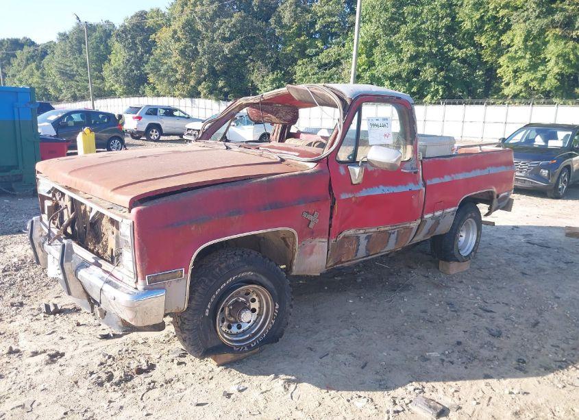 Photo 2 of 1984 Chevrolet K10 (VIN 1GCEK14H8EF367464)