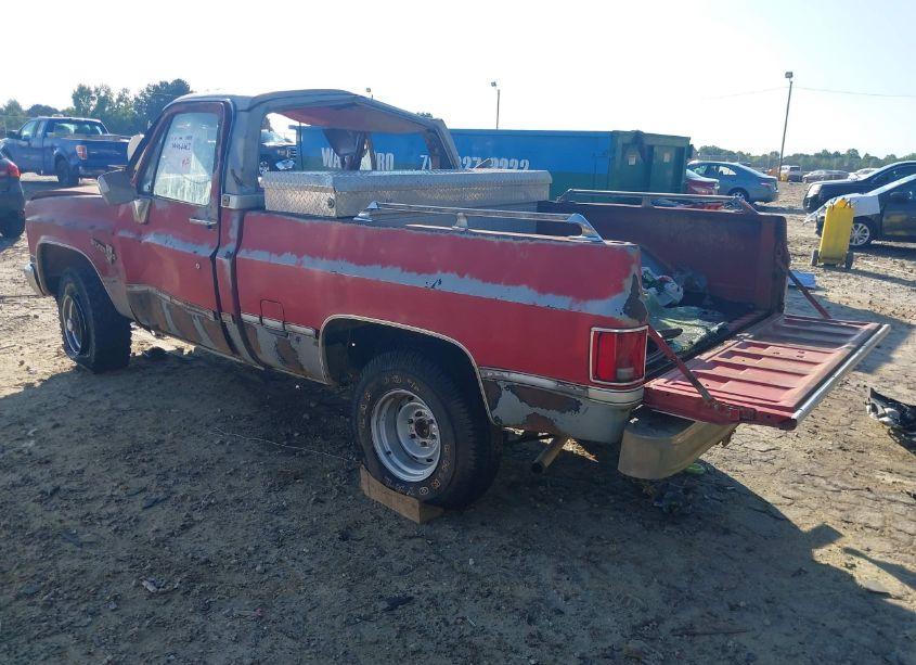 Photo 3 of 1984 Chevrolet K10 (VIN 1GCEK14H8EF367464)