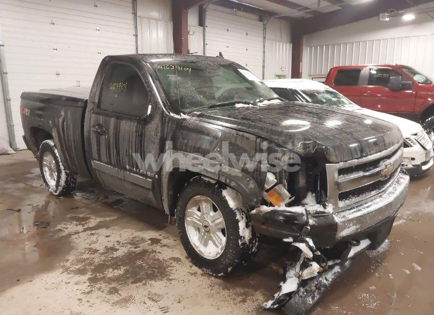 2007 Chevrolet Silverado 1500 LT1 (VIN 1GCEK14J17Z652656) main photo