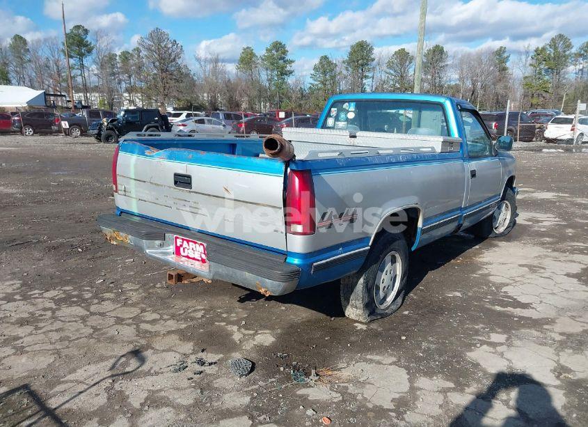 Photo 4 of 1992 Chevrolet Gmt-400 K1500 (VIN 1GCEK14K3NE213228)