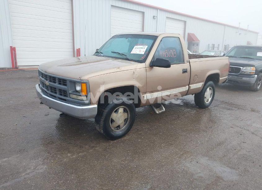 Photo 2 of 1995 Chevrolet Gmt-400 K1500 (VIN 1GCEK14K4SZ168062)