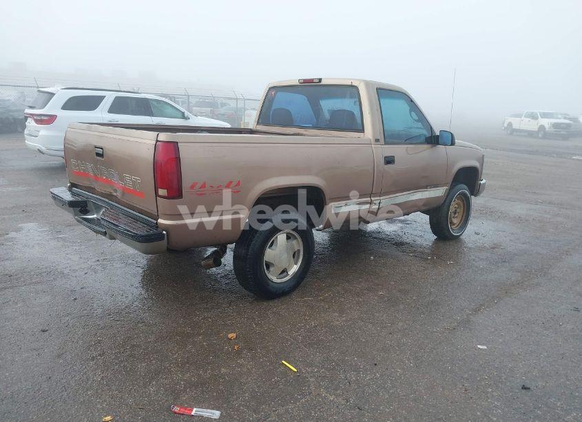 Photo 4 of 1995 Chevrolet Gmt-400 K1500 (VIN 1GCEK14K4SZ168062)