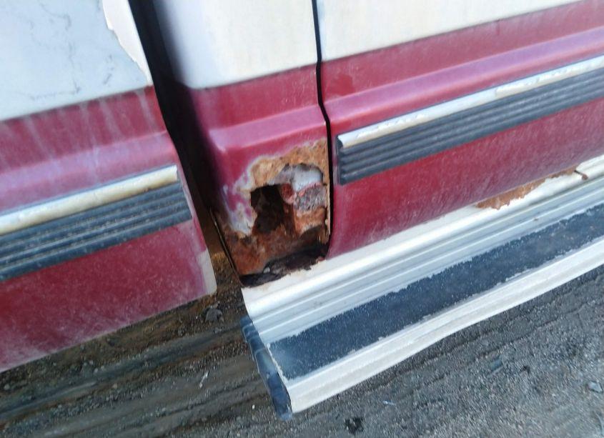 Photo 15 of 1992 Chevrolet Gmt-400 K1500 (VIN 1GCEK14K5NZ167992)