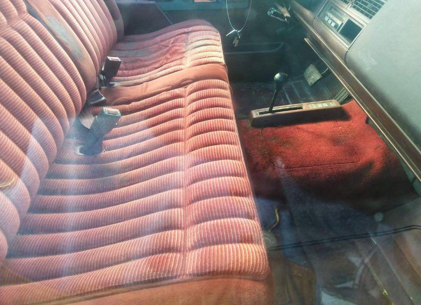 Photo 5 of 1992 Chevrolet Gmt-400 K1500 (VIN 1GCEK14K5NZ167992)