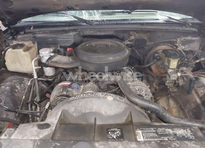 Photo 10 of 1993 Chevrolet Gmt-400 K1500 (VIN 1GCEK14K5PZ214019)