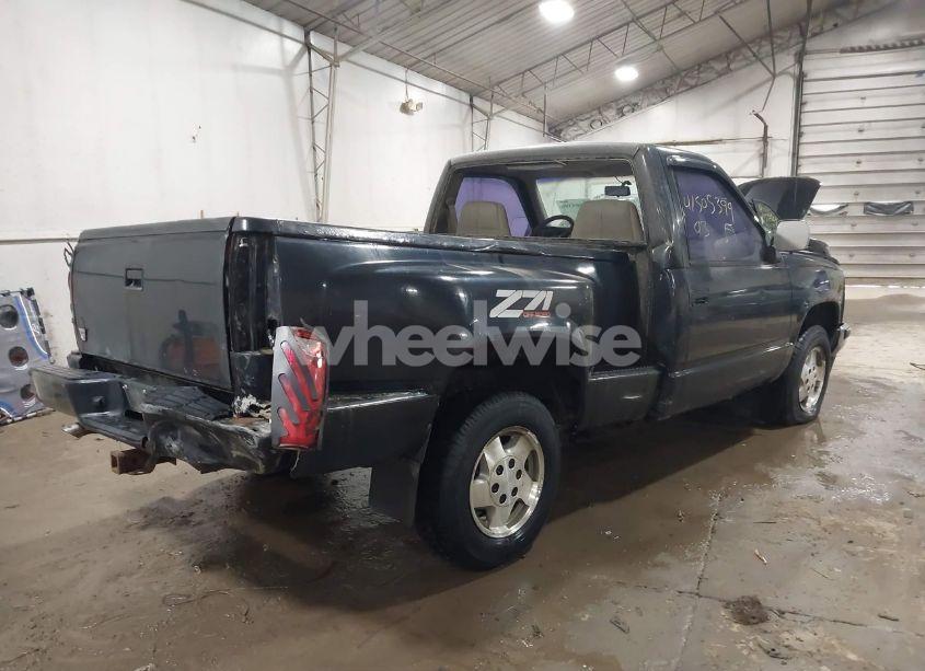 Photo 4 of 1993 Chevrolet Gmt-400 K1500 (VIN 1GCEK14K5PZ214019)