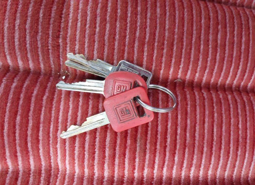 Photo 11 of 1992 Chevrolet Gmt-400 K1500 (VIN 1GCEK14K7NE208047)