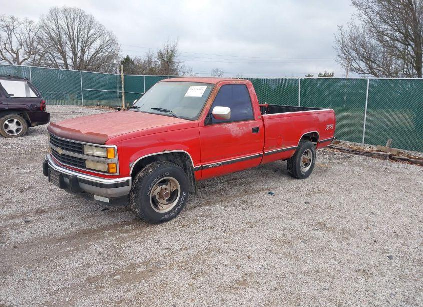 Photo 2 of 1992 Chevrolet Gmt-400 K1500 (VIN 1GCEK14K7NE208047)
