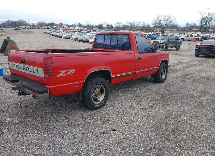 Photo 4 of 1992 Chevrolet Gmt-400 K1500 (VIN 1GCEK14K7NE208047)