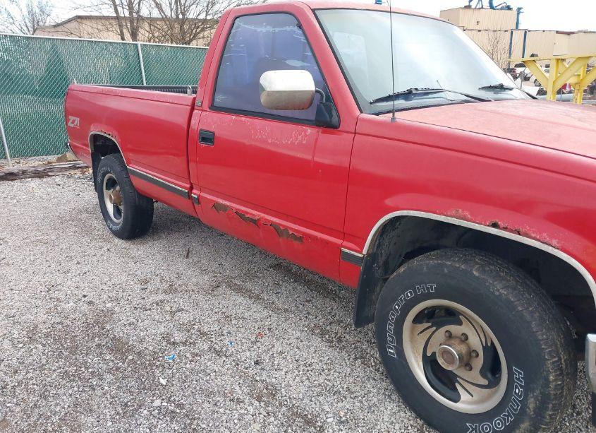 Photo 6 of 1992 Chevrolet Gmt-400 K1500 (VIN 1GCEK14K7NE208047)