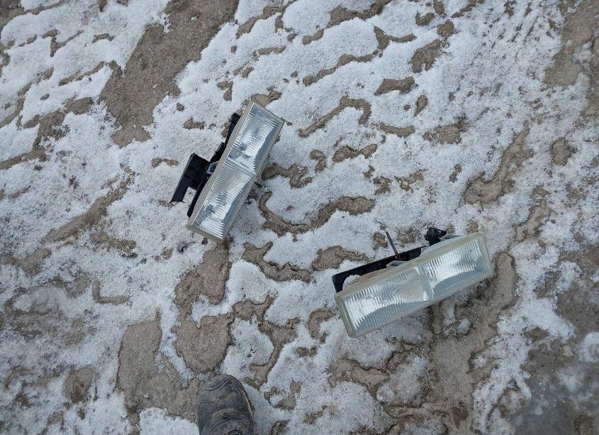 Photo 12 of 1994 Chevrolet Gmt-400 K1500 (VIN 1GCEK14K7RZ269445)