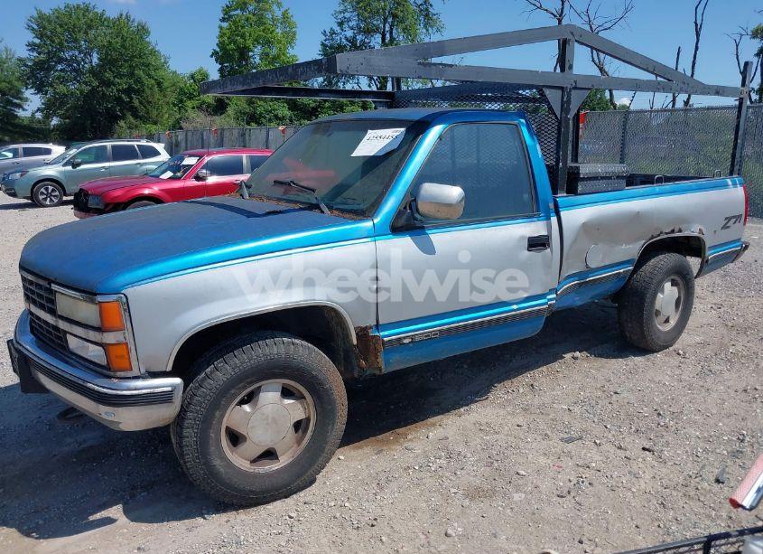 Photo 2 of 1991 Chevrolet Gmt-400 K1500 (VIN 1GCEK14K8ME112474)