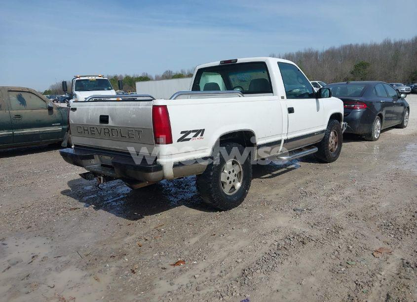 Photo 4 of 1995 Chevrolet Gmt-400 K1500 (VIN 1GCEK14K9SZ251163)