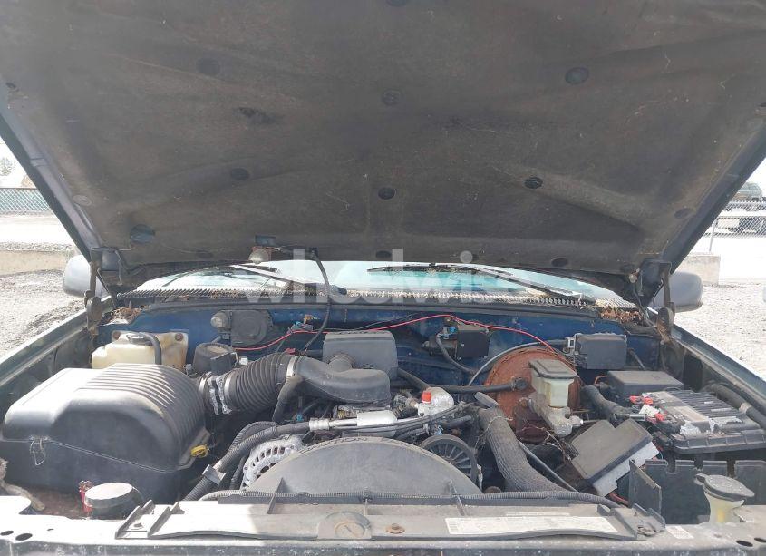 Photo 10 of 1996 Chevrolet Gmt-400 K1500 (VIN 1GCEK14M9TE123094)