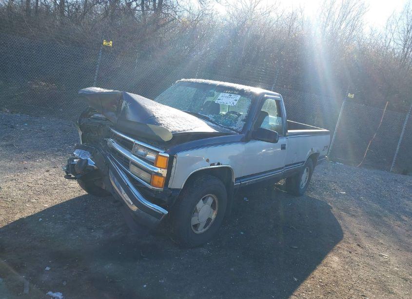 Photo 2 of 1996 Chevrolet Gmt-400 K1500 (VIN 1GCEK14R6TZ188070)