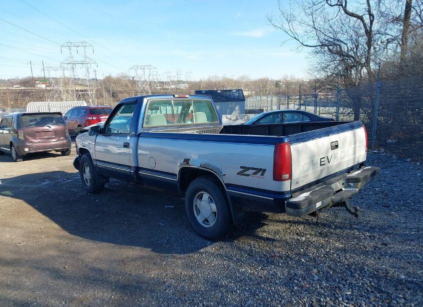 Photo 3 of 1996 Chevrolet Gmt-400 K1500 (VIN 1GCEK14R6TZ188070)