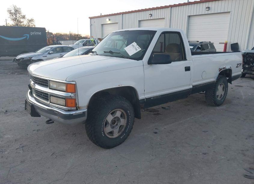 Photo 2 of 1998 Chevrolet K1500 FLEETSIDE (VIN 1GCEK14R9WE224295)