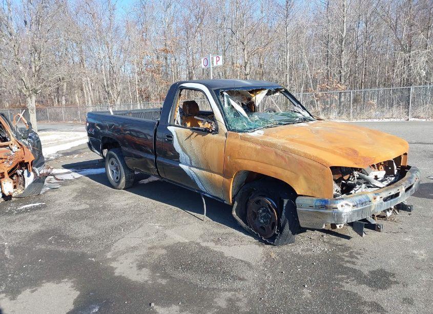 2003 Chevrolet Silverado 1500 (VIN 1GCEK14T03Z248517) main photo