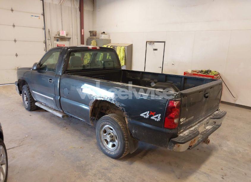 Photo 3 of 2004 Chevrolet Silverado 1500 LS (VIN 1GCEK14T04E225456)