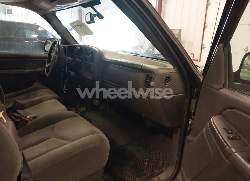 Photo 5 of 2004 Chevrolet Silverado 1500 LS (VIN 1GCEK14T04E225456)