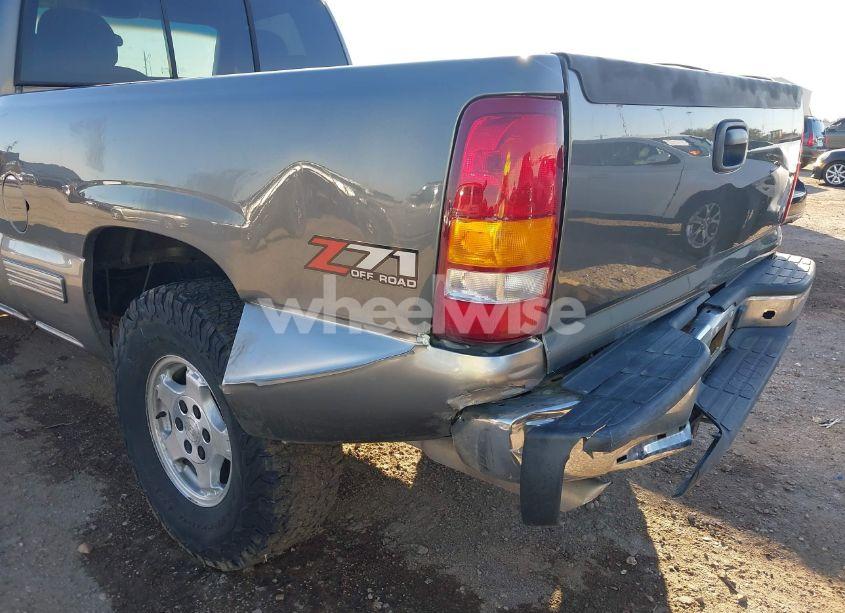 Photo 18 of 2000 Chevrolet Silverado 1500 LS (VIN 1GCEK14T0YZ173115)