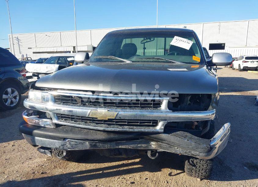 Photo 6 of 2000 Chevrolet Silverado 1500 LS (VIN 1GCEK14T0YZ173115)