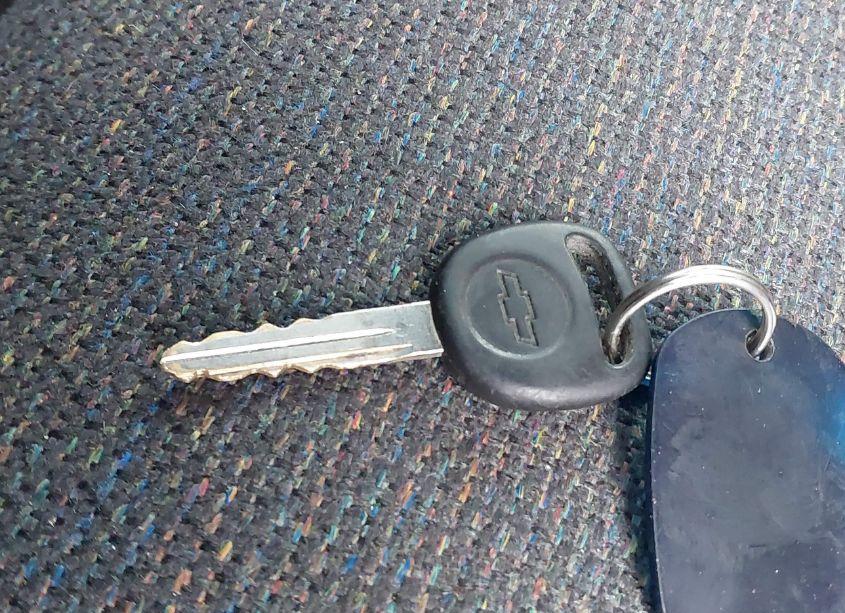 Photo 11 of 2001 Chevrolet Silverado 1500 (VIN 1GCEK14T11Z202420)