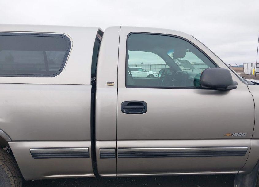 Photo 13 of 2001 Chevrolet Silverado 1500 (VIN 1GCEK14T11Z202420)