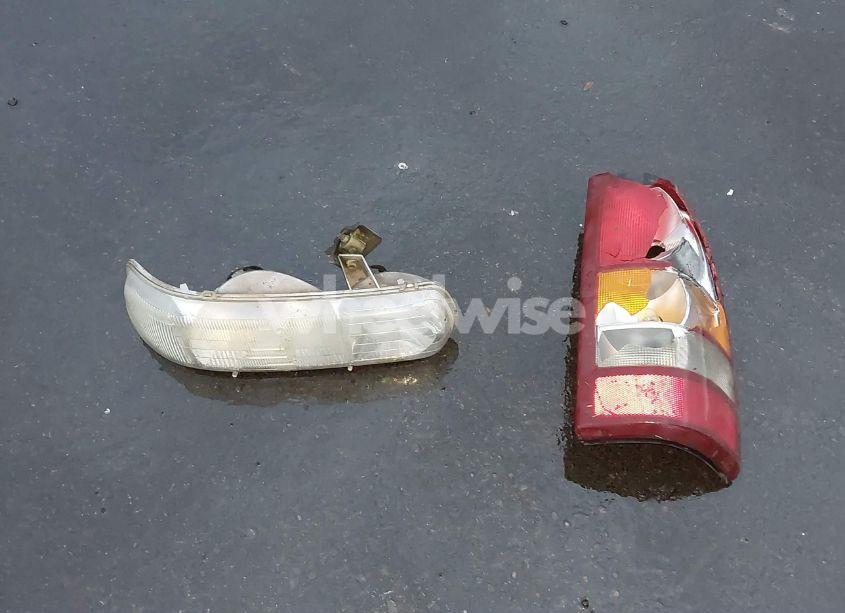 Photo 12 of 2000 Chevrolet Silverado 1500 LS (VIN 1GCEK14T1YZ106541)