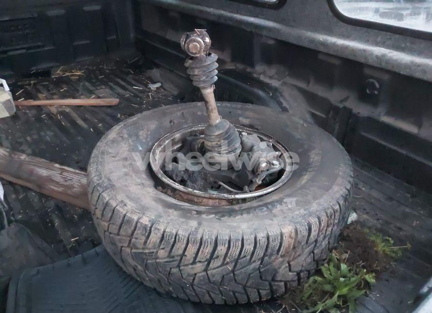 Photo 18 of 2000 Chevrolet Silverado 1500 LS (VIN 1GCEK14T1YZ106541)