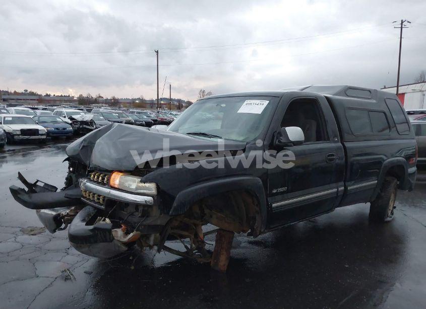 Photo 6 of 2000 Chevrolet Silverado 1500 LS (VIN 1GCEK14T1YZ106541)