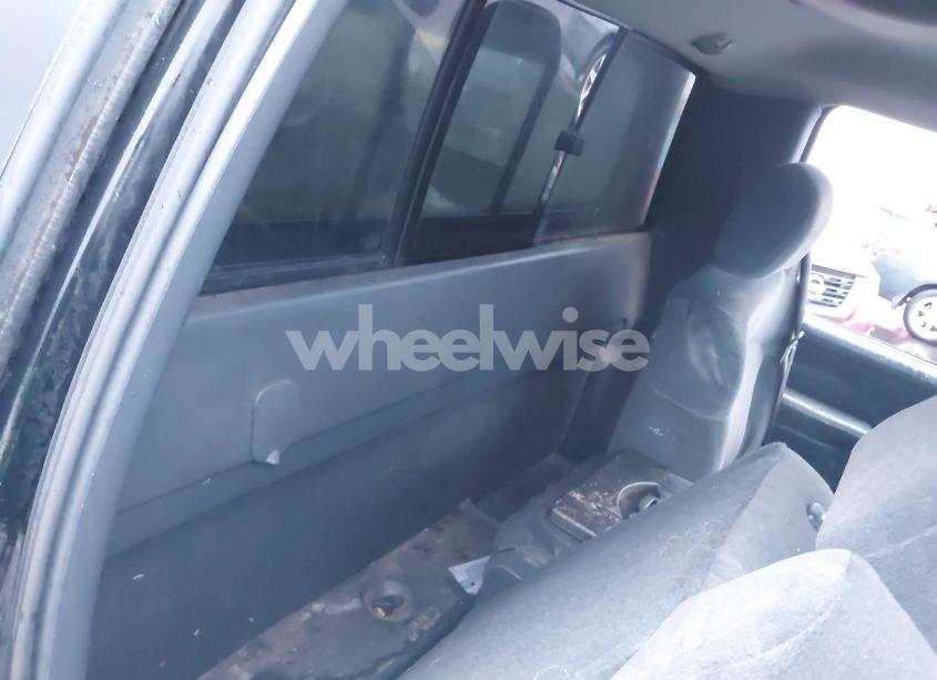 Photo 8 of 2000 Chevrolet Silverado 1500 LS (VIN 1GCEK14T1YZ106541)