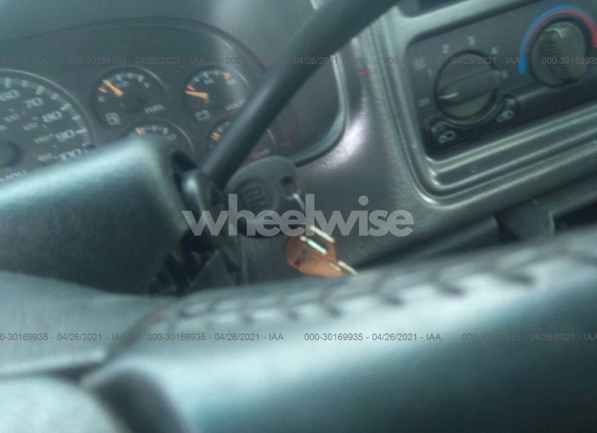 Photo 11 of 2002 Chevrolet Silverado 1500 LS (VIN 1GCEK14T22Z220491)