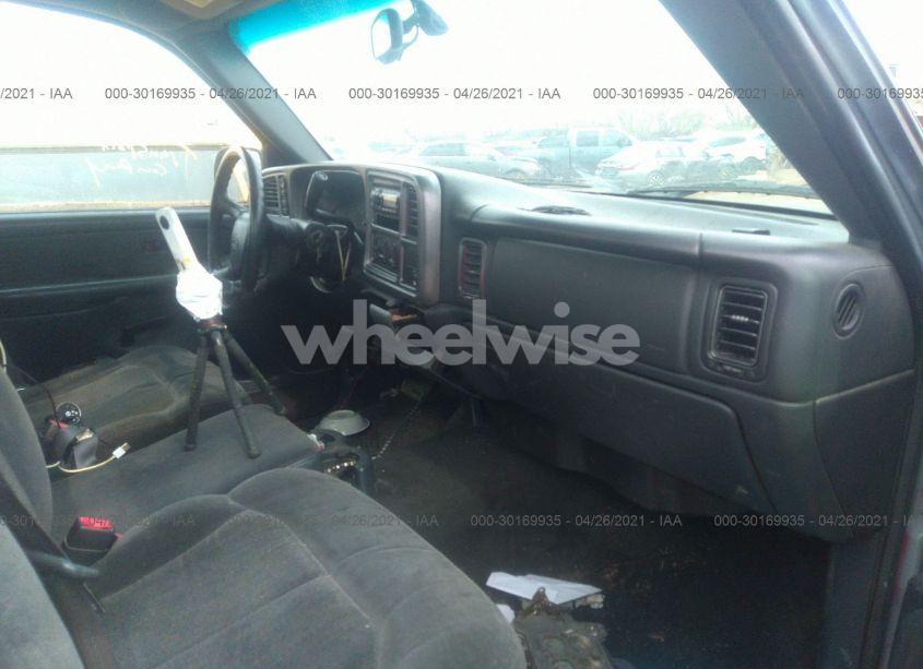 Photo 5 of 2002 Chevrolet Silverado 1500 LS (VIN 1GCEK14T22Z220491)