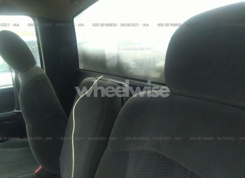 Photo 8 of 2002 Chevrolet Silverado 1500 LS (VIN 1GCEK14T22Z220491)