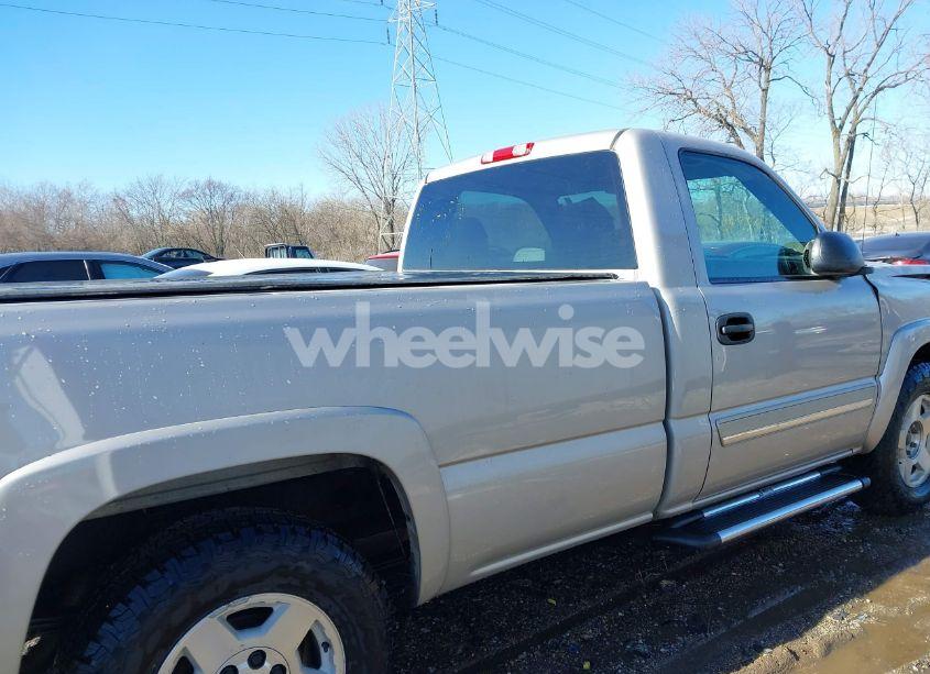 Photo 13 of 2005 Chevrolet Silverado 1500 Z71 (VIN 1GCEK14T25Z305853)