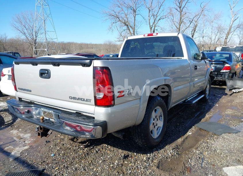 Photo 4 of 2005 Chevrolet Silverado 1500 Z71 (VIN 1GCEK14T25Z305853)