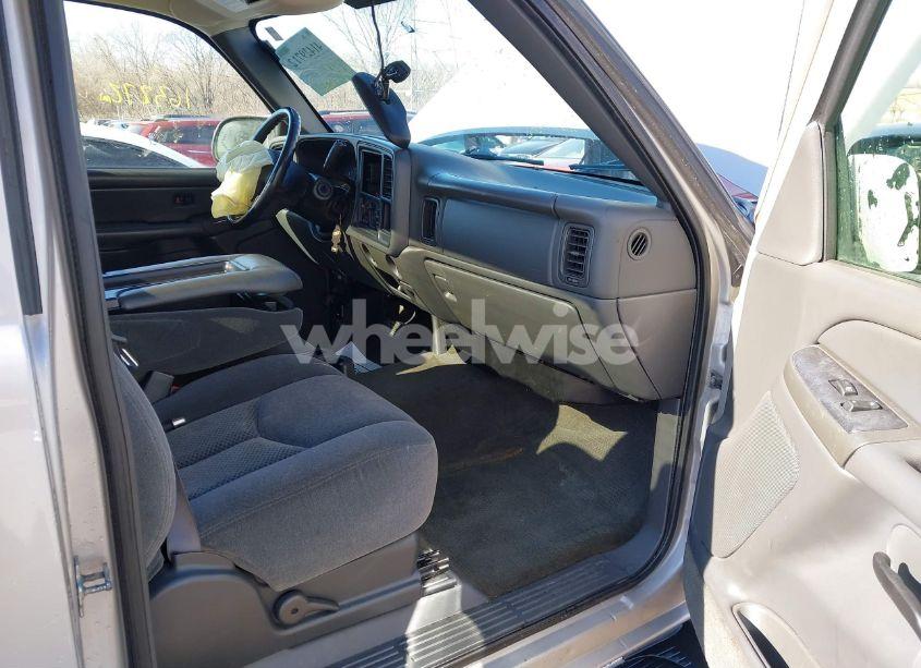 Photo 5 of 2005 Chevrolet Silverado 1500 Z71 (VIN 1GCEK14T25Z305853)