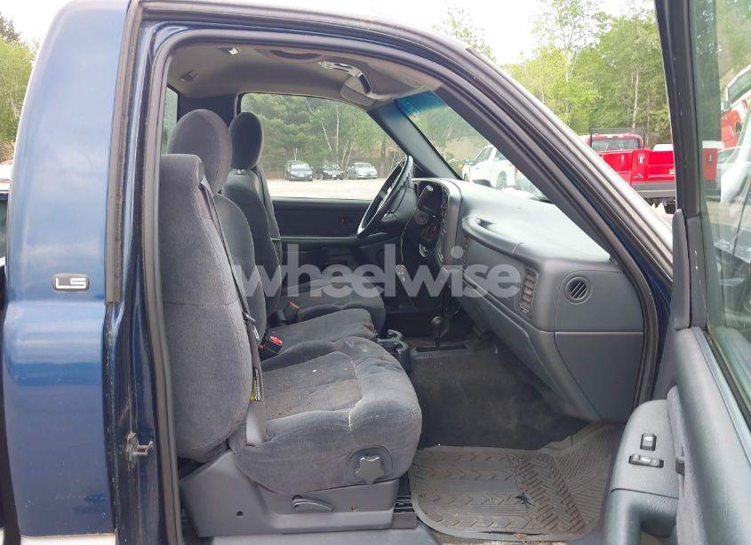 Photo 5 of 2001 Chevrolet Silverado 1500 LS (VIN 1GCEK14T41E271738)