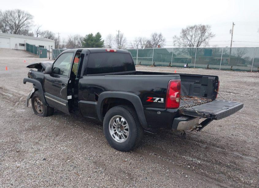 Photo 3 of 2003 Chevrolet Silverado 1500 LS (VIN 1GCEK14T43Z235074)