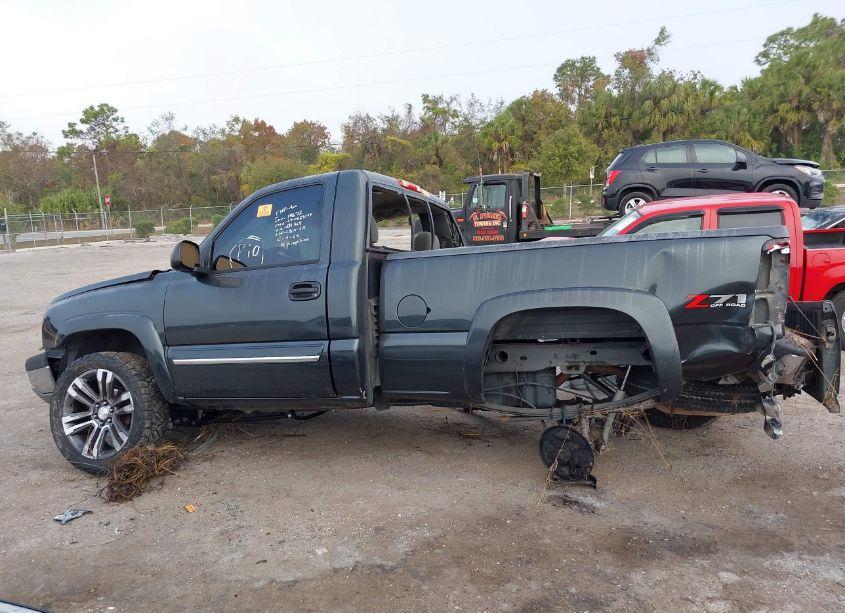 Photo 14 of 2005 Chevrolet Silverado 1500 Z71 (VIN 1GCEK14T45Z131364)