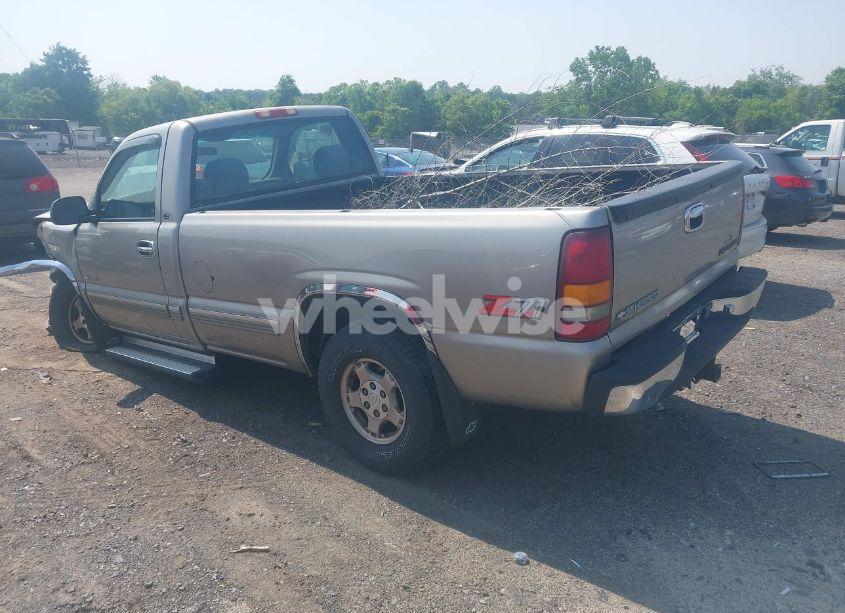 Photo 3 of 2000 Chevrolet Silverado 1500 LS (VIN 1GCEK14T4YE213610)