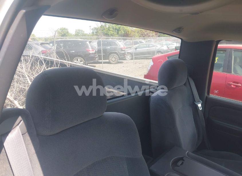 Photo 8 of 2000 Chevrolet Silverado 1500 LS (VIN 1GCEK14T4YE213610)