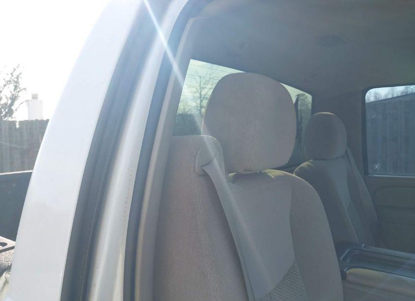 Photo 8 of 2004 Chevrolet Silverado 1500 Z71 (VIN 1GCEK14T54Z185917)