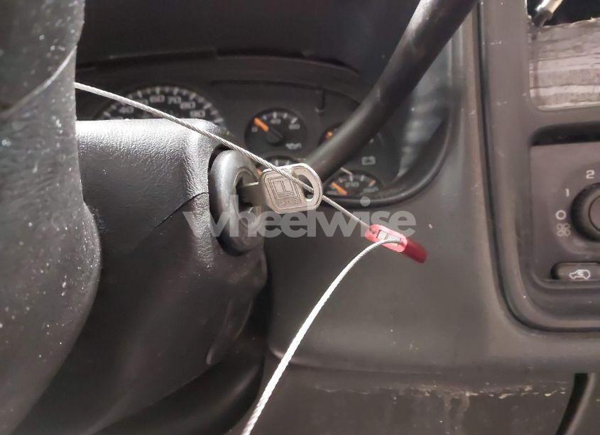 Photo 11 of 2004 Chevrolet Silverado 1500 (VIN 1GCEK14T54Z195492)