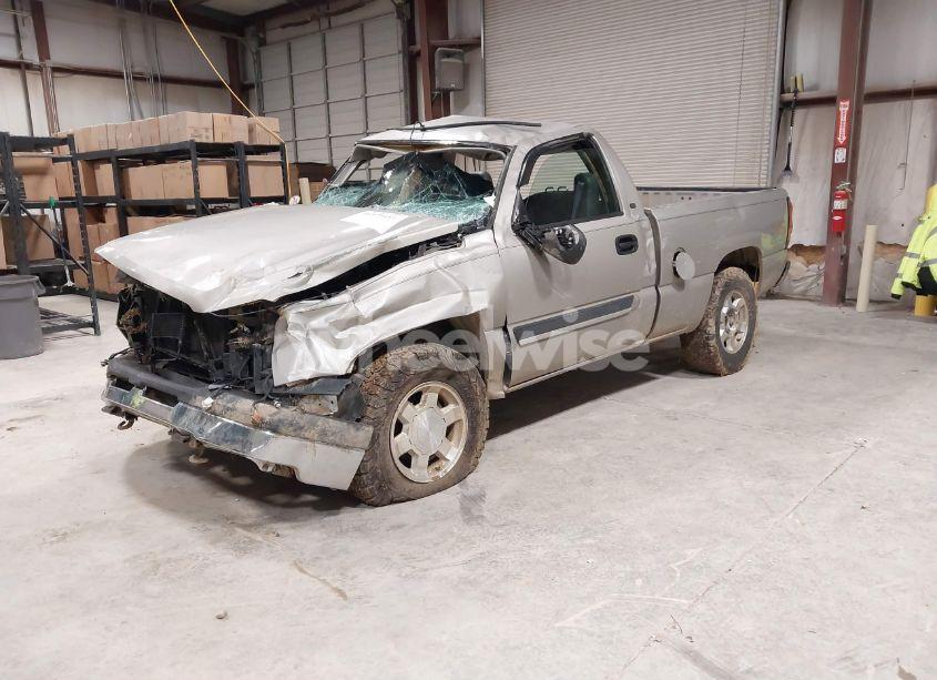 Photo 2 of 2004 Chevrolet Silverado 1500 (VIN 1GCEK14T54Z195492)