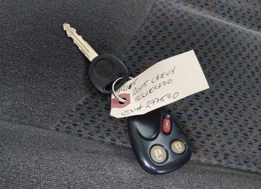 Photo 11 of 2005 Chevrolet Silverado 1500 LS (VIN 1GCEK14T55Z277580)